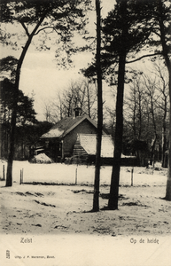 16353 Gezicht op een huis in de sneeuw in het Zeister Bosch te Zeist.